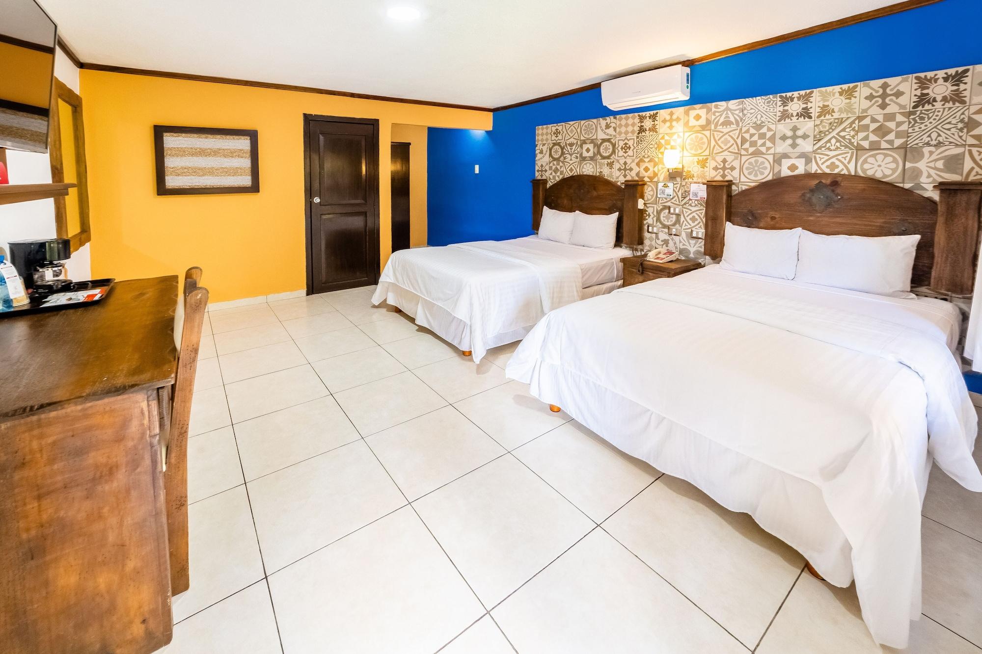 Hacienda Inn Merida Bagian luar foto