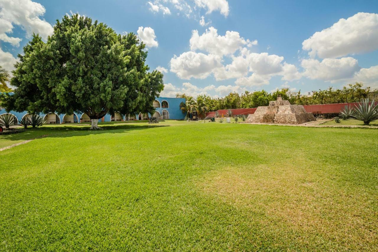 Hacienda Inn Merida Bagian luar foto